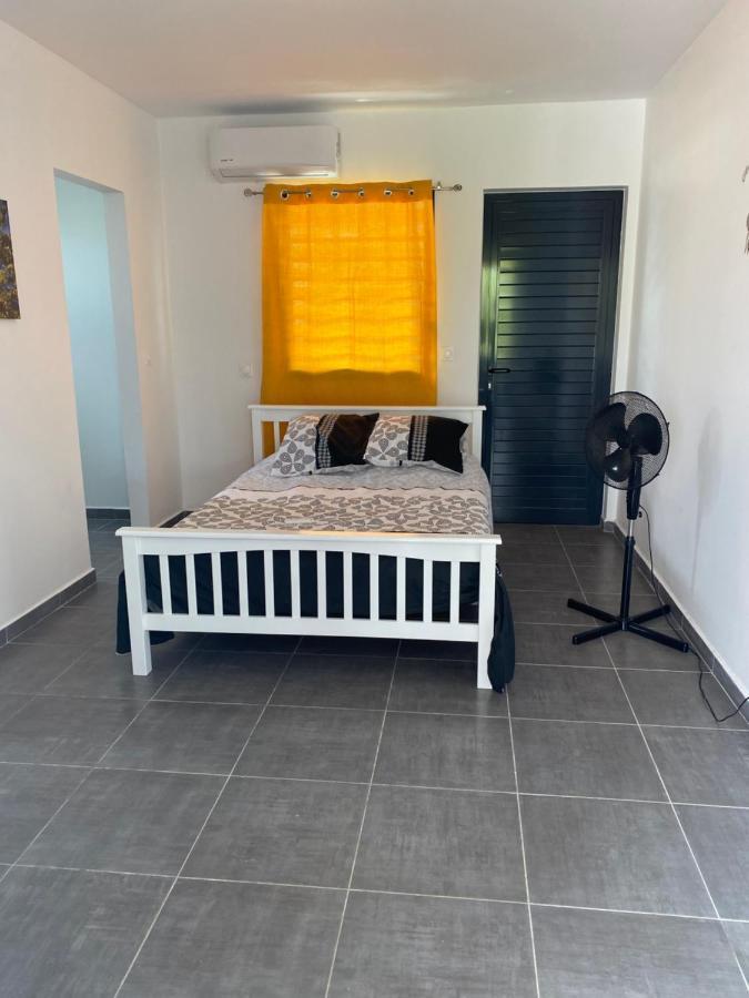 Magnifique Villa Avec Piscine Proche De La Plage Sainte-Anne  Luaran gambar
